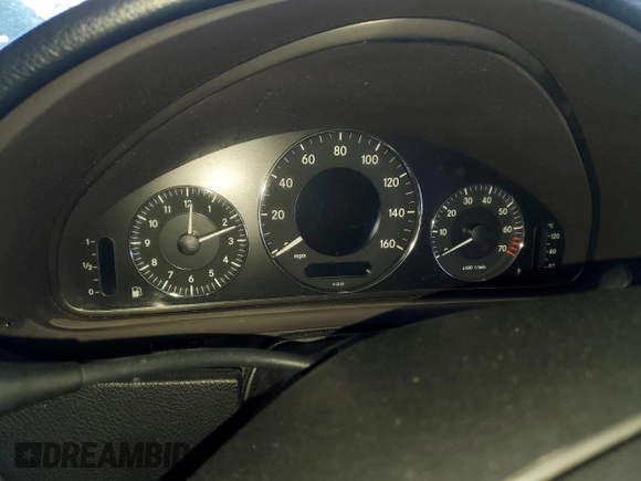 2006 Mercedes-Benz CLK 3.5L with VIN WDBTJ56J36F166900, listed as a Copart auction lot 54240475 with Not Provided miles and Clean Title. Bid and sale history available at carsss.com. Image 9.