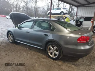 2012 Volkswagen Passat SE with VIN 1VWBH7A38CC053564, listed as a IAAI auction lot 41488237 with 188,636 mi miles and . Bid and sale history available at DreamBid. Image 3.