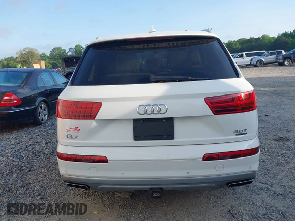 2017 Audi Q7 Prestige z VIN WA1VABF75HD056078, wystawiony jako IAAI lot #42154529 z przebiegiem 119 732 mil mil oraz . Historia ofert i sprzedaży dostępna na DreamBid. Obrazek 16.