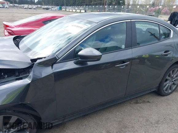 2025 Mazda 3 S Preferred with VIN 3MZBPACM8SM457113, listed as a IAAI auction lot 41938950 with 4,291 mi miles and . Bid and sale history available at DreamBid. Image 14.