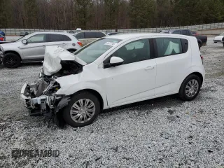 2018 Chevrolet Sonic LT with VIN 1G1JG6SH8J4135395, listed as a Copart auction lot 41527745 with 38,681 mi miles and Salvage title. Bid and sale history available at DreamBid. Image 1.