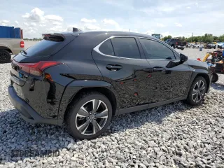 2023 Lexus UX 250h Premium z VIN JTHP6JBH9P2142897, wystawiony jako Copart lot #61782595 z przebiegiem 35 489 mil mil oraz Szkoda całkowita • Salvage title. Historia ofert i sprzedaży dostępna na DreamBid. Obrazek 3.