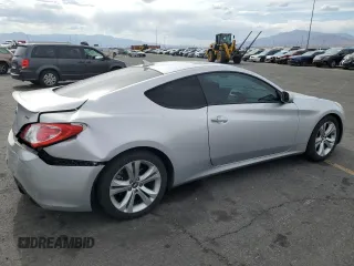 2011 Hyundai Genesis Coupe z VIN KMHHT6KD8BU045109, wystawiony jako Copart lot #53563715 z przebiegiem 66 701 mil mil oraz Szkoda całkowita • Salvage title. Historia ofert i sprzedaży dostępna na DreamBid. Obrazek 3.