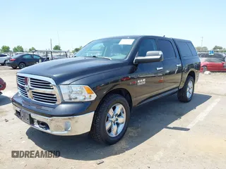 2017 Ram 1500 Big Horn z VIN 1C6RR7LM4HS882771, wystawiony jako IAAI lot #42401357 z przebiegiem 81 646 mil mil oraz . Historia ofert i sprzedaży dostępna na DreamBid. Obrazek 2.