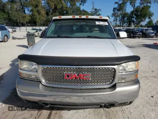 2000 GMC Yukon SLT with VIN 1GKEK13T1YJ118466, listed as a Copart auction lot 79811564 with 226,829 mi miles and Salvage Title. Bid and sale history available at carsss.com. Image 5.