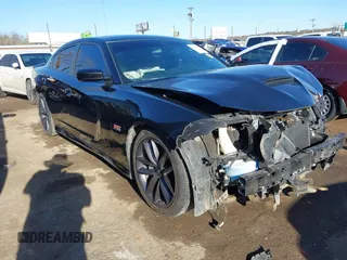 2019 Dodge Charger Scat Pack z VIN 2C3CDXGJ1KH506951, wystawiony jako IAAI lot #41741633 z przebiegiem 88 082 mil mil oraz . Historia ofert i sprzedaży dostępna na DreamBid. Obrazek 1.