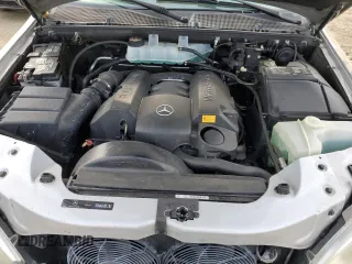 2005 Mercedes-Benz M 350 z VIN 4JGAB57E75A523414, wystawiony jako Copart lot #45756095 z przebiegiem 178 005 mil mil oraz Szkoda całkowita • Salvage title. Historia ofert i sprzedaży dostępna na DreamBid. Obrazek 12.