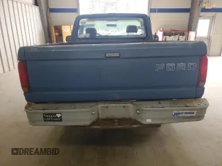 1992 Ford F-150 with VIN 1FTDF15Y0NLA76652, listed as a Copart auction lot 52479735 with 274,838 mi miles and Clean Title. Bid and sale history available at carsss.com. Image 6.