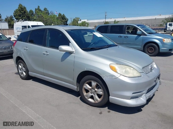 2003 Toyota Matrix Std with VIN 2T1LR32E93C077294, listed as a IAAI auction lot 42033525 with 150,125 mi miles. Bid and sale history available at carsss.com. Image 1.