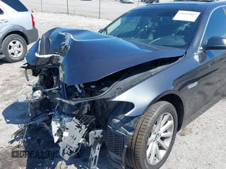 2014 BMW 5 Series 535i with VIN WBA5B1C54ED477525, listed as a IAAI auction lot 41692887 with 122,288 mi miles. Bid and sale history available at carsss.com. Image 17.