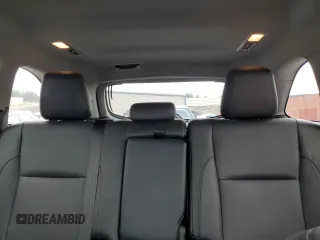 2018 Toyota Highlander SE с VIN 5TDKZRFH6JS530651, выставлен на аукционе Copart как лот 61350945 с пробегом 99 561 миль миль и Списание • Salvage title. История ставок и продаж доступна на DreamBid. Изображение 10.