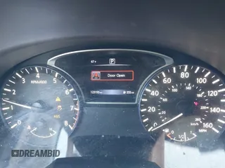 2016 Nissan Altima SL z VIN 1N4BL3APXGC281512, wystawiony jako IAAI lot #41245604 z przebiegiem 123 193 mil mil oraz . Historia ofert i sprzedaży dostępna na DreamBid. Obrazek 7.