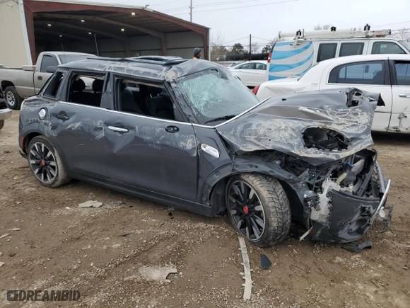 2016 MINI Cooper Hardtop 4 Door S with VIN WMWXU3C5XG2B63426, listed as a Copart auction lot 42009765 with 86,267 mi miles and Salvage Title. Bid and sale history available at carsss.com. Image 4.