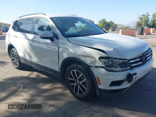 2021 Volkswagen Tiguan SE with VIN 3VV3B7AX3MM038340, listed as a IAAI auction lot 42228732 with 88,035 mi miles and . Bid and sale history available at DreamBid. Image 1.