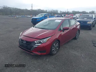 2024 Nissan Versa SV с VIN 3N1CN8EV4RL867213, выставлен на аукционе IAAI как лот 42031313 с пробегом 6 691 миль миль и . История ставок и продаж доступна на DreamBid. Изображение 2.