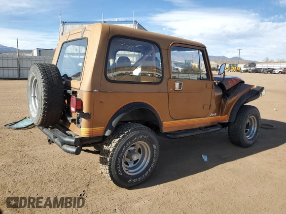 1985 Jeep CJ z VIN 1JCCF87EXFT023013, wystawiony jako Copart lot #85342064 z przebiegiem 152 151 mil mil oraz Czysty tytuł • Clean title. Historia ofert i sprzedaży dostępna na DreamBid. Obrazek 3.