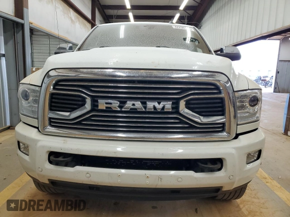 2018 Ram 2500 Limited z VIN 3C6UR5GL9JG213344, wystawiony jako Copart lot #42296735 z przebiegiem 91 813 mil mil oraz Szkoda całkowita • Salvage title. Historia ofert i sprzedaży dostępna na DreamBid. Obrazek 5.