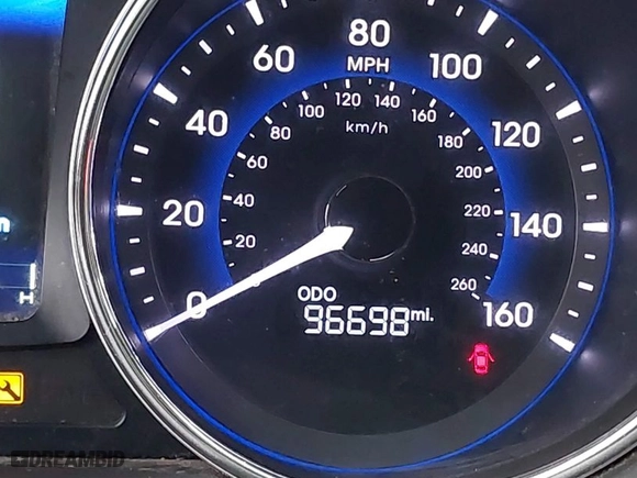 2015 Hyundai Sonata Hybrid Limited with VIN KMHEC4A45FA121983, listed as a IAAI auction lot 41544984 with 96,698 mi miles. Bid and sale history available at carsss.com. Image 7.
