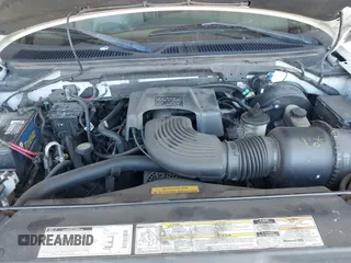 2000 Ford Expedition Special Service with VIN 1FMFU16L9YLC21365, listed as a IAAI auction lot 42544774 with 180,117 mi miles and . Bid and sale history available at DreamBid. Image 10.