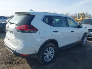 2019 Nissan Rogue SV with VIN KNMAT2MV4KP548848, listed as a IAAI auction lot 41802238 with 198,710 mi miles and . Bid and sale history available at DreamBid. Image 4.