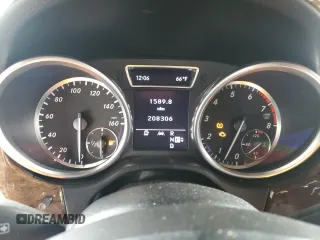 2012 Mercedes-Benz M 350 with VIN 4JGDA5HB0CA036699, listed as a Copart auction lot 62399825 with 208,306 mi miles and Clean title. Bid and sale history available at DreamBid. Image 9.
