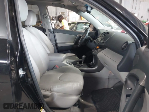 2012 Toyota RAV4 Limited z VIN 2T3DF4DV1CW202567, wystawiony jako IAAI lot #42537078 z przebiegiem 122 548 mil mil oraz . Historia ofert i sprzedaży dostępna na DreamBid. Obrazek 5.