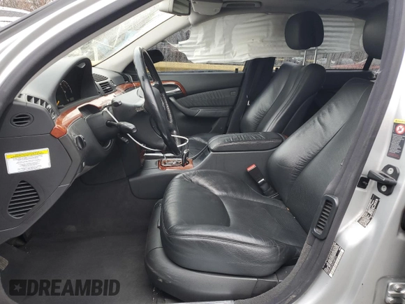 2006 Mercedes-Benz S 430 with VIN WDBNG83J56A480722, listed as a Copart auction lot 84189154 with 126,437 mi miles and Salvage Title. Bid and sale history available at carsss.com. Image 7.