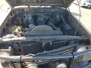 1987 Toyota Land Cruiser z VIN JT3FJ60G4H1135841, wystawiony jako Copart lot #88982685 z przebiegiem Nie podano mil oraz Nie do naprawy • Non repairable. Historia ofert i sprzedaży dostępna na DreamBid. Obrazek 11.