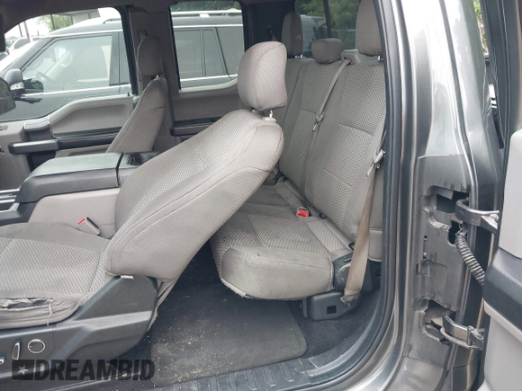 2015 Ford F-150 XL with VIN 1FTEX1CP7FKE19945, listed as a IAAI auction lot 42165359 with 206,874 mi miles and . Bid and sale history available at DreamBid. Image 18.