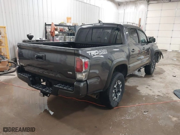 2021 Toyota Tacoma 4WD SR with VIN 5TFCZ5AN1MX268854, listed as a IAAI auction lot 41608266 with 45,823 mi miles. Bid and sale history available at carsss.com. Image 4.