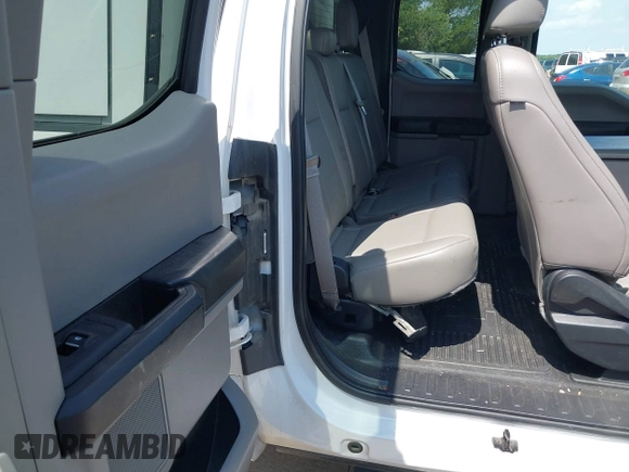 2018 Ford F-250 XL с VIN 1FT7X2A69JEB53733, выставлен на аукционе IAAI как лот 42692823 с пробегом 111 793 миль миль и . История ставок и продаж доступна на DreamBid. Изображение 8.