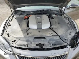 2018 Lexus LS z VIN JTHCYLFF0J5000487, wystawiony jako Copart lot #69422254 z przebiegiem 115 471 mil mil oraz Szkoda całkowita • Salvage title. Historia ofert i sprzedaży dostępna na DreamBid. Obrazek 11.