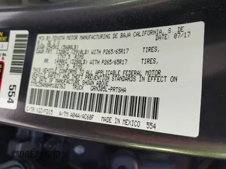 2017 Toyota Tacoma SR5 with VIN 3TMCZ5AN8HM102763, listed as a IAAI auction lot 41781283 with 38,734 mi miles and . Bid and sale history available at carsss.com. Image 9.