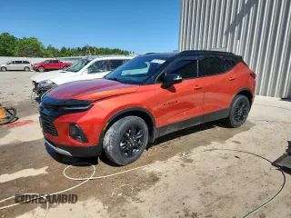 2022 Chevrolet Blazer LT z VIN 3GNKBHR44NS133097, wystawiony jako Copart lot #60976785 z przebiegiem 55 215 mil mil oraz Szkoda całkowita • Salvage title. Historia ofert i sprzedaży dostępna na DreamBid. Obrazek 1.