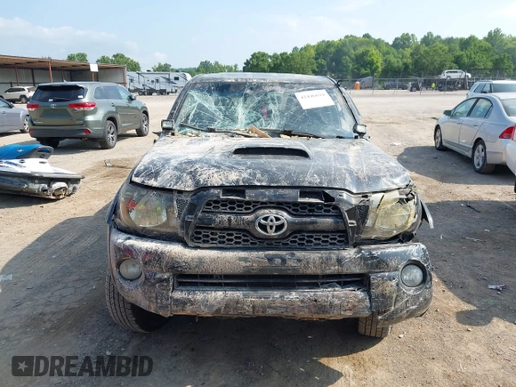 2011 Toyota Tacoma with VIN 3TMLU4EN4BM079699, listed as a IAAI auction lot 42446694 with 200,103 mi miles and . Bid and sale history available at DreamBid. Image 12.