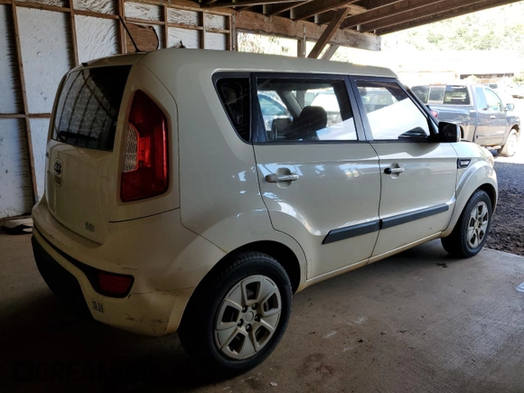 2012 Kia Soul with VIN KNDJT2A59C7380419, listed as a Copart auction lot 82353264 with 125,594 mi miles and Clean Title. Bid and sale history available at carsss.com. Image 3.