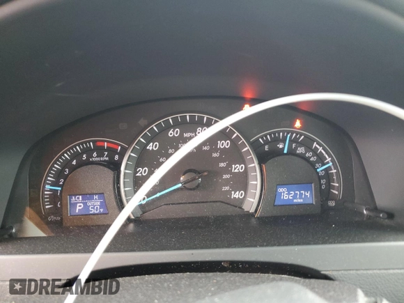 2015 Toyota Camry XLE z VIN 4T4BF1FK7FR460099, wystawiony jako Copart lot #57674195 z przebiegiem 162 774 mil mil oraz Szkoda całkowita • Salvage title. Historia ofert i sprzedaży dostępna na DreamBid. Obrazek 9.