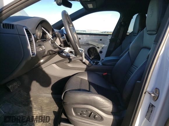 2022 Porsche Cayenne E-Hybrid Hybrid with VIN WP1BE2AY4NDA51204, listed as a Copart auction lot 43802764 with 22,538 mi miles and . Bid and sale history available at DreamBid. Image 7.