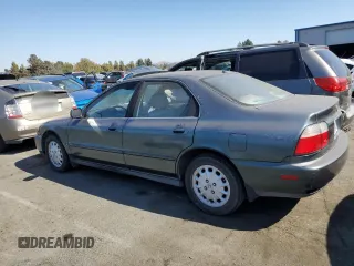 1997 Honda Accord EX with VIN 1HGCD5668VA113949, listed as a Copart auction lot 72819714 with 250,206 mi miles and Salvage Title. Bid and sale history available at DreamBid. Image 2.