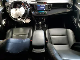 2018 Toyota RAV4 SE с VIN JTMJFREV3JD233635, выставлен на аукционе Copart как лот 55785615 с пробегом 96 638 миль миль и Списание • Salvage title. История ставок и продаж доступна на DreamBid. Изображение 8.