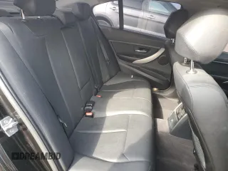 2014 BMW 3 Series 320i xDrive с VIN WBA3C3C52EF986811, выставлен на аукционе Copart как лот 53468485 с пробегом 108 210 миль миль и Списание • Salvage title. История ставок и продаж доступна на DreamBid. Изображение 10.