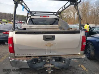 2008 Chevrolet Silverado 1500 LTZ with VIN 3GCEC13J78G168779, listed as a IAAI auction lot 41589457 with 250,207 mi miles. Bid and sale history available at carsss.com. Image 16.