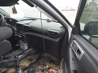 2020 Ford Police Interceptor Utility z VIN 1FM5K8AB8LGD07809, wystawiony jako IAAI lot #41888266 z przebiegiem 39 927 mil mil oraz . Historia ofert i sprzedaży dostępna na DreamBid. Obrazek 5.