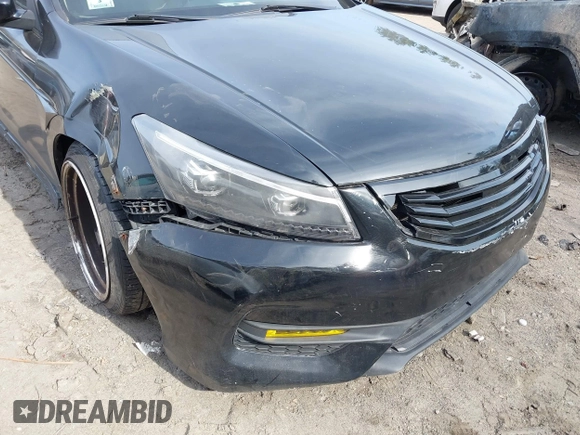2011 Honda Accord LX z VIN 1HGCP2F33BA157039, wystawiony jako IAAI lot #42069608 z przebiegiem 135 211 mil mil oraz . Historia ofert i sprzedaży dostępna na DreamBid. Obrazek 6.