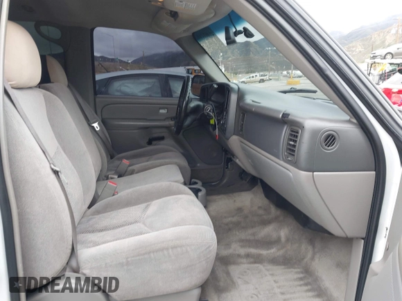 2005 Chevrolet Tahoe LS with VIN 1GNEC13V85J243672, listed as a IAAI auction lot 41801268 with 202,624 mi miles and . Bid and sale history available at DreamBid. Image 5.