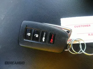 2013 Lexus GS 350 z VIN JTHCE1BL4D5016981, wystawiony jako IAAI lot #38820198 z przebiegiem 84 883 mil mil oraz . Historia ofert i sprzedaży dostępna na DreamBid. Obrazek 11.