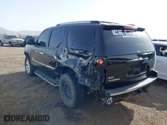 2010 GMC Yukon Denali with VIN 1GKUCEEF4AR235246, listed as a IAAI auction lot 41686326 with 299,687 mi miles. Bid and sale history available at carsss.com. Image 6.