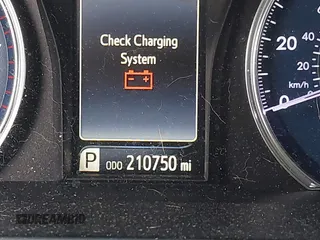 2015 Toyota Camry XLE with VIN 4T1BF1FKXFU955780, listed as a IAAI auction lot 41731667 with 210,750 mi miles and . Bid and sale history available at DreamBid. Image 7.