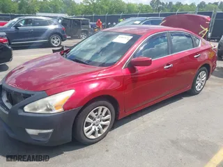 2015 Nissan Altima 2.5 S with VIN 1N4AL3AP4FC455035, listed as a IAAI auction lot 41997177 with 182,329 mi miles. Bid and sale history available at carsss.com. Image 17.