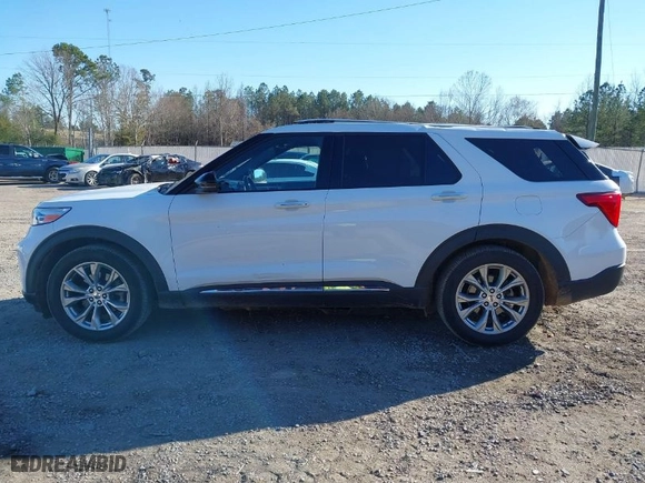 2020 Ford Explorer Limited with VIN 1FMSK7FH8LGB65648, listed as a IAAI auction lot 41651829 with 127,235 mi miles. Bid and sale history available at carsss.com. Image 14.